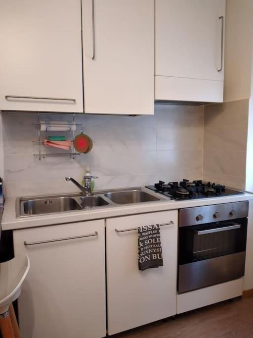 Edith Home Doccia Idromassaggio Милано Екстериор снимка
